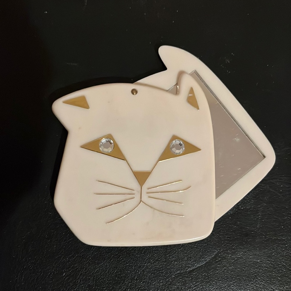 1987 Vintage E&B Giftware Cat compact mirror